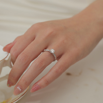 伟德国际昆明宗蝉凌珠宝饰品有限公司成立 注册资本30万人民币