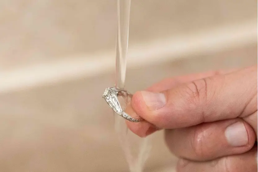 Rinse Diamond Ring